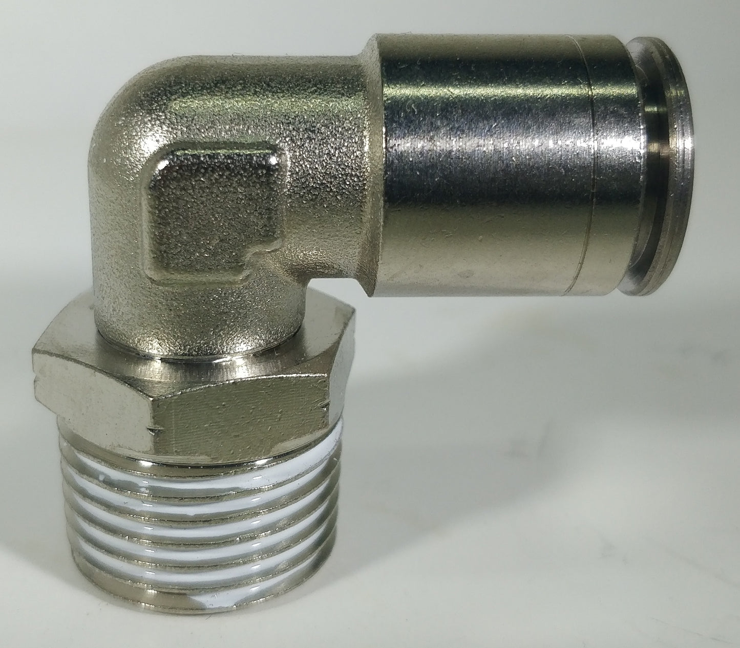 1/2" NPT 90° Angle Push in Fitting To 1/2" Hose